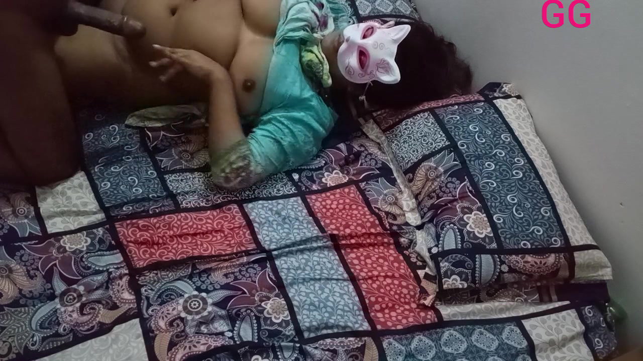 Horny Gf Sucking Dick