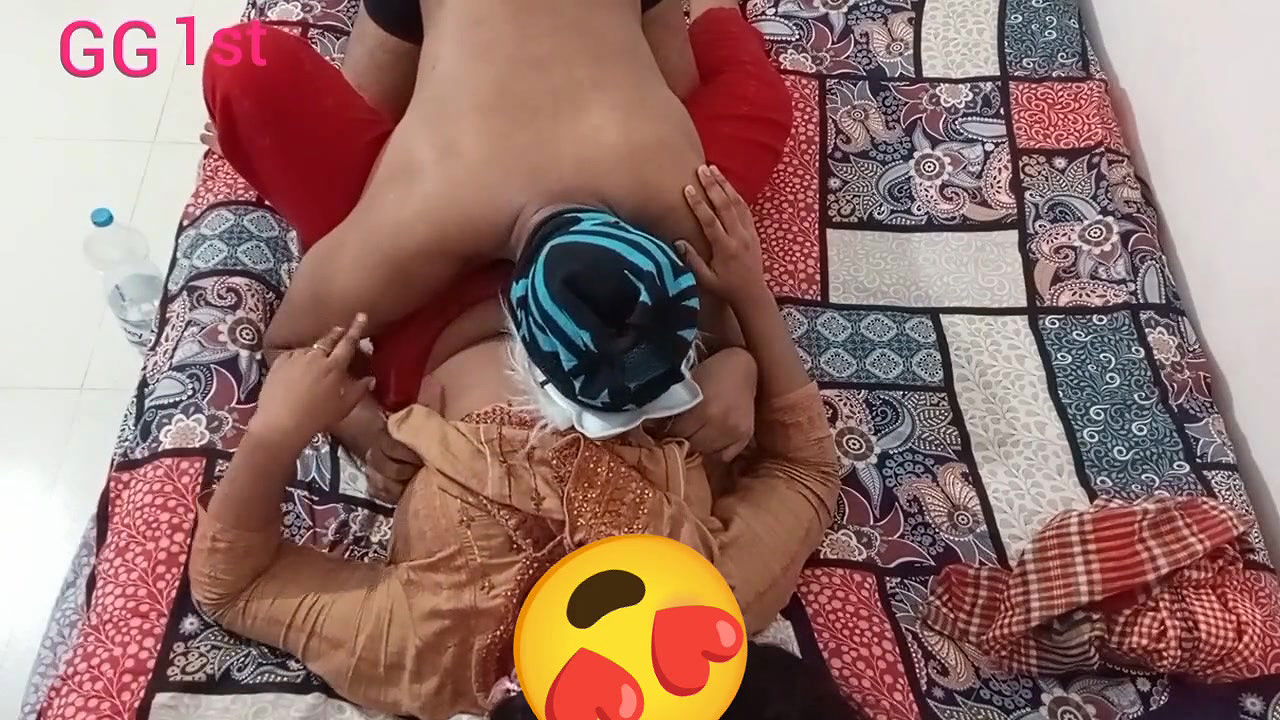 wildsakhi Showing Boobs & Pussy and Masturbating on StripChat TICKET Show ~ with FACE