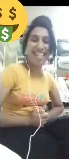 Beautiful Desi Girl Showing And fingering