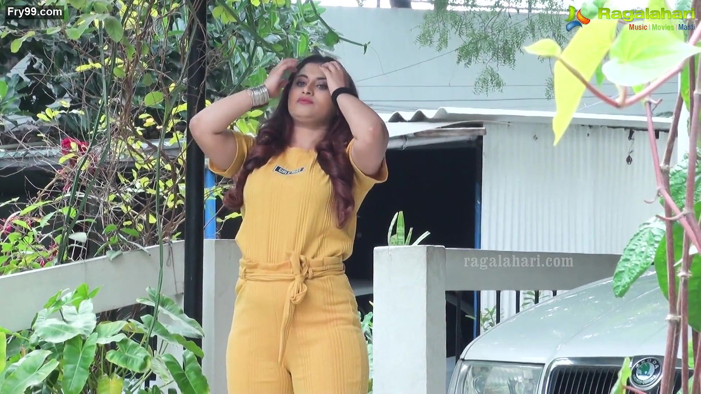 Gunjan Aras New Photoshoot