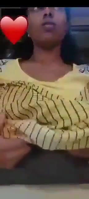 Mallu with bigboobs show videocall vid