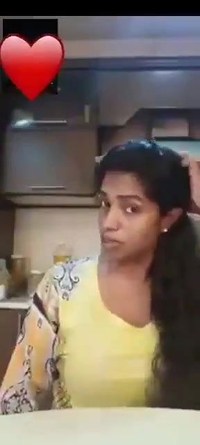 Mallu with bigboobs show videocall vid