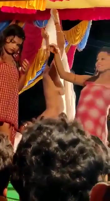 Desi Nude Dance Show