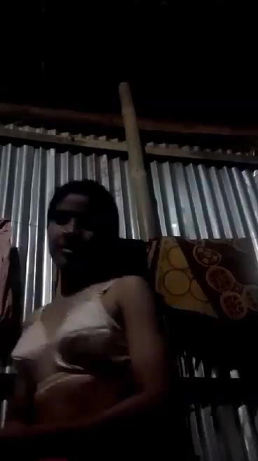 Village Girl changing And Showing
