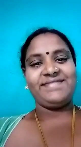 Southindian bhabhi tanker milk show pressing boobs mms