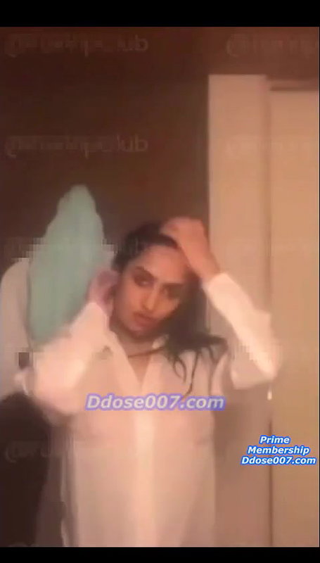 Poonam New JoinMyApp After Shower Topless Video