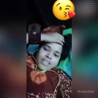 Bd Girl Showing Boobs