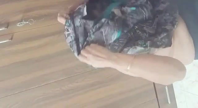 Bhabhi changing, captured