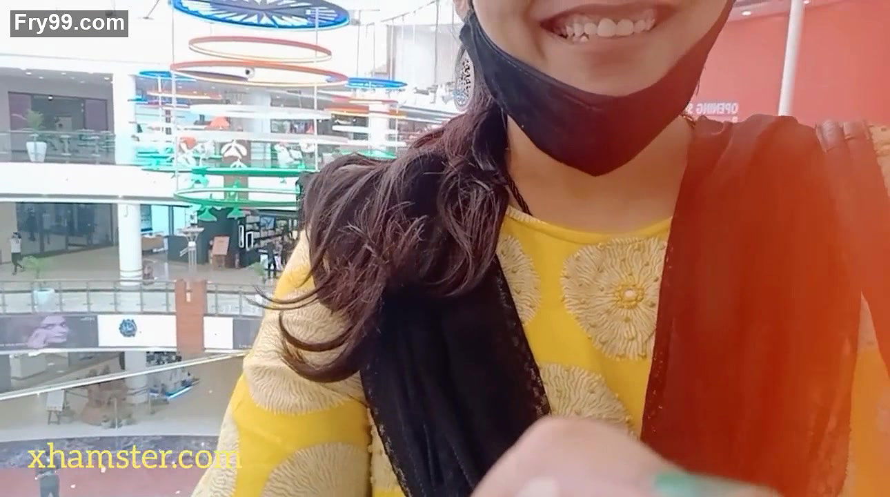 Dirty Telugu audio of hot Sangeeta’s second  visit to mall’s washroom,  this time for shaving her pussy