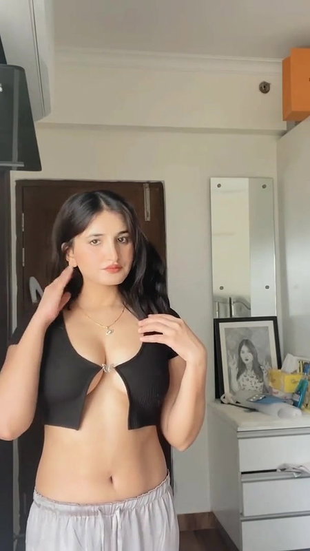 Rachel Sharma Beautiful Sexy Babe Hotness Show