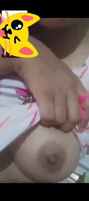 Beautiful cute Girl Showing boobs
