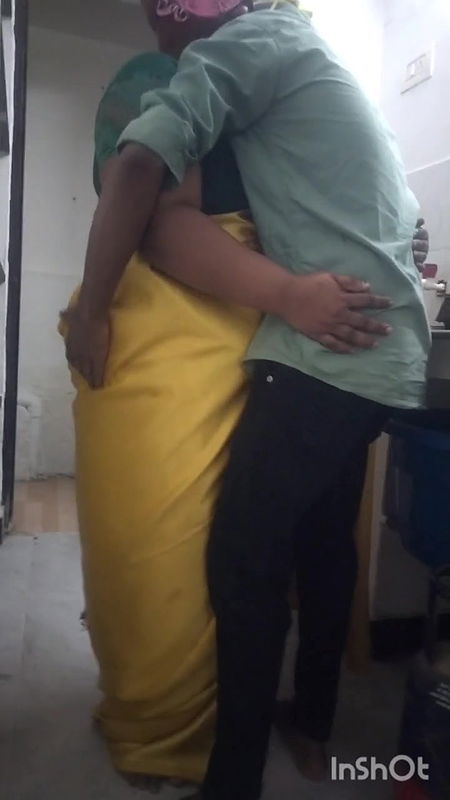 Cylinder Delivery Boy with My Mommy