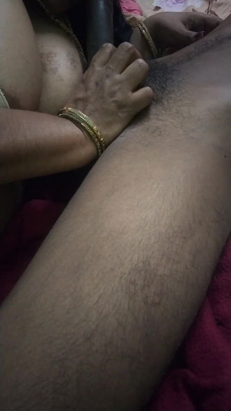 Kerala Mallu Hot Blowjob with Tamil Gut at Lodge
