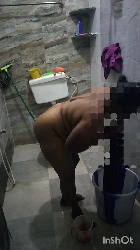 Indian Tamil Maid Bathing Infront of Owner