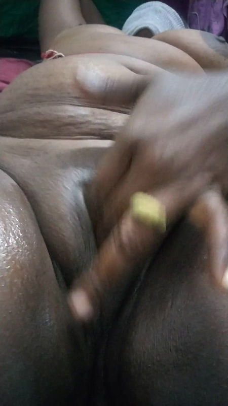 Missionary Sex with Indian Home Maid