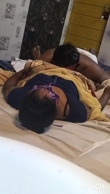 Indian Girl Hot Sex with Customer at Lodge