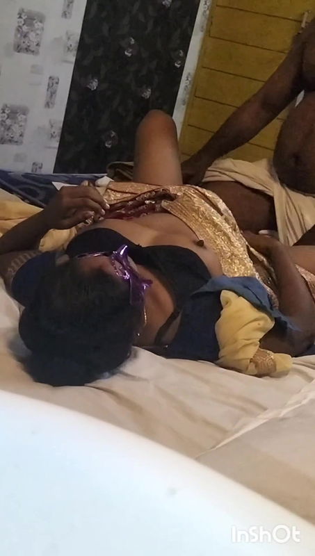 Indian Girl Hot Sex with Customer at Lodge