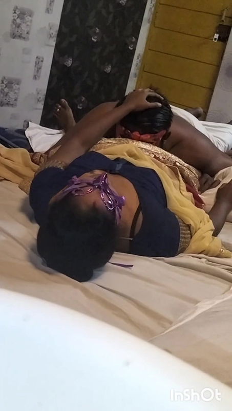 Indian Girl Hot Sex with Customer at Lodge