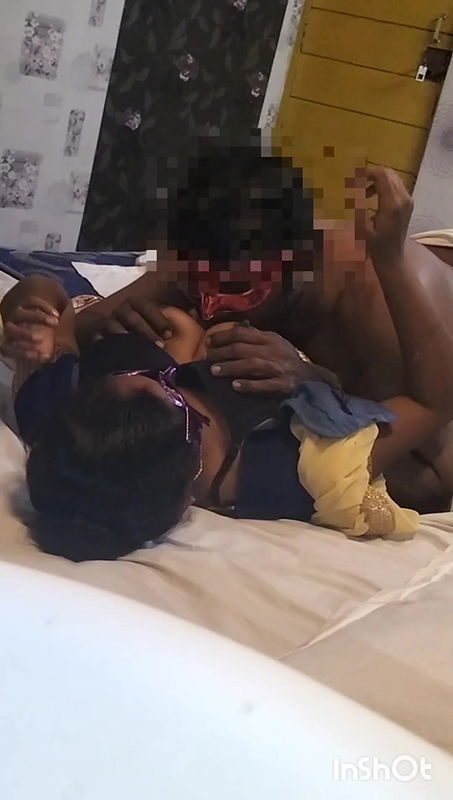 Indian Girl Hot Sex with Customer at Lodge