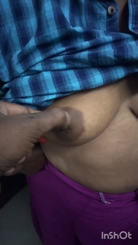 Tamil Amma Back Touching and Boobs Showing