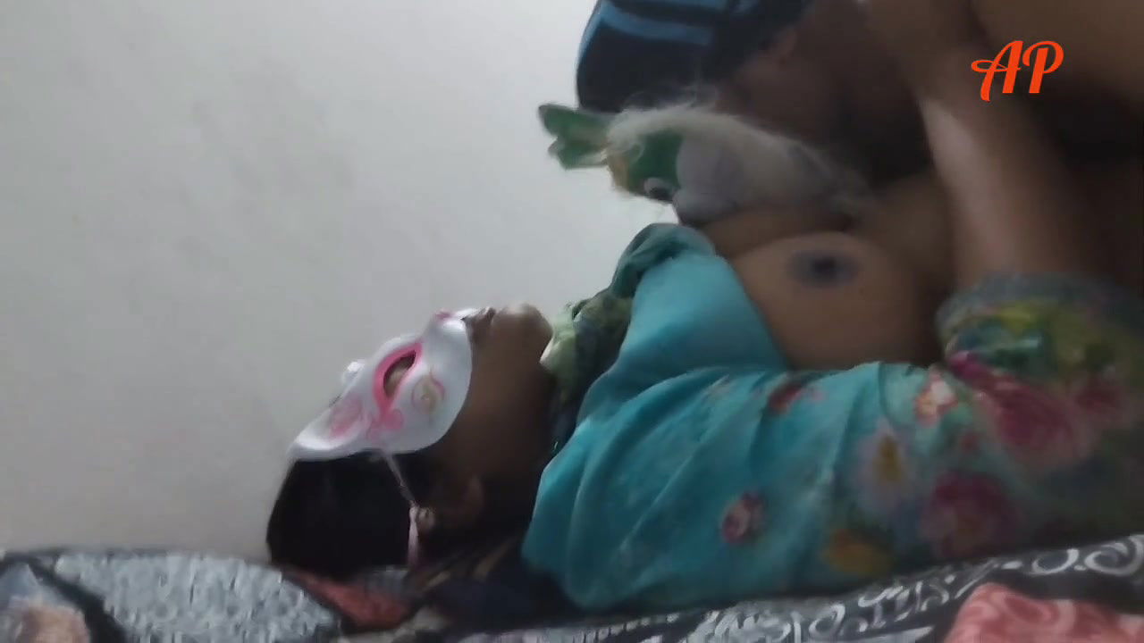 BBC Blasts a Thick Load Deep Inside a Horny Chubby Desi Bhabi Wet Pussy – Akashprime