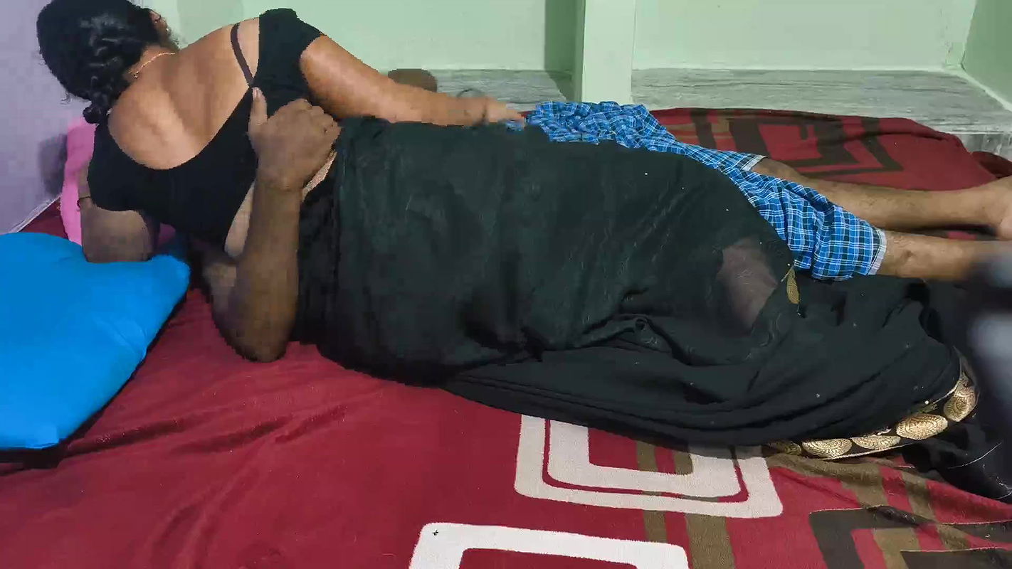 Beautiful Village Married Girl Fucking Hard in Saree