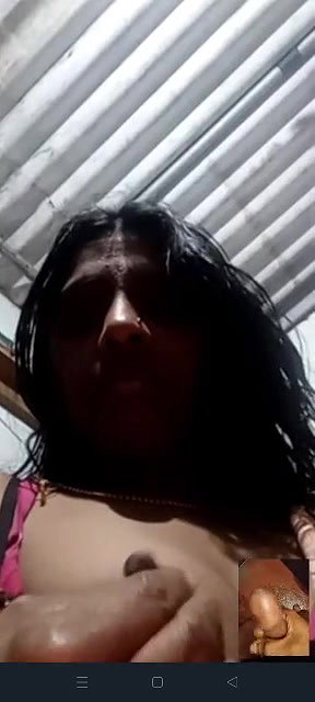 Mature bhabhi showing