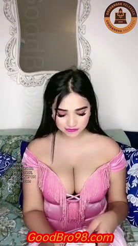 Subhi Katiyar Famous Insta Model Deep Cleavage 30mins+ Premium