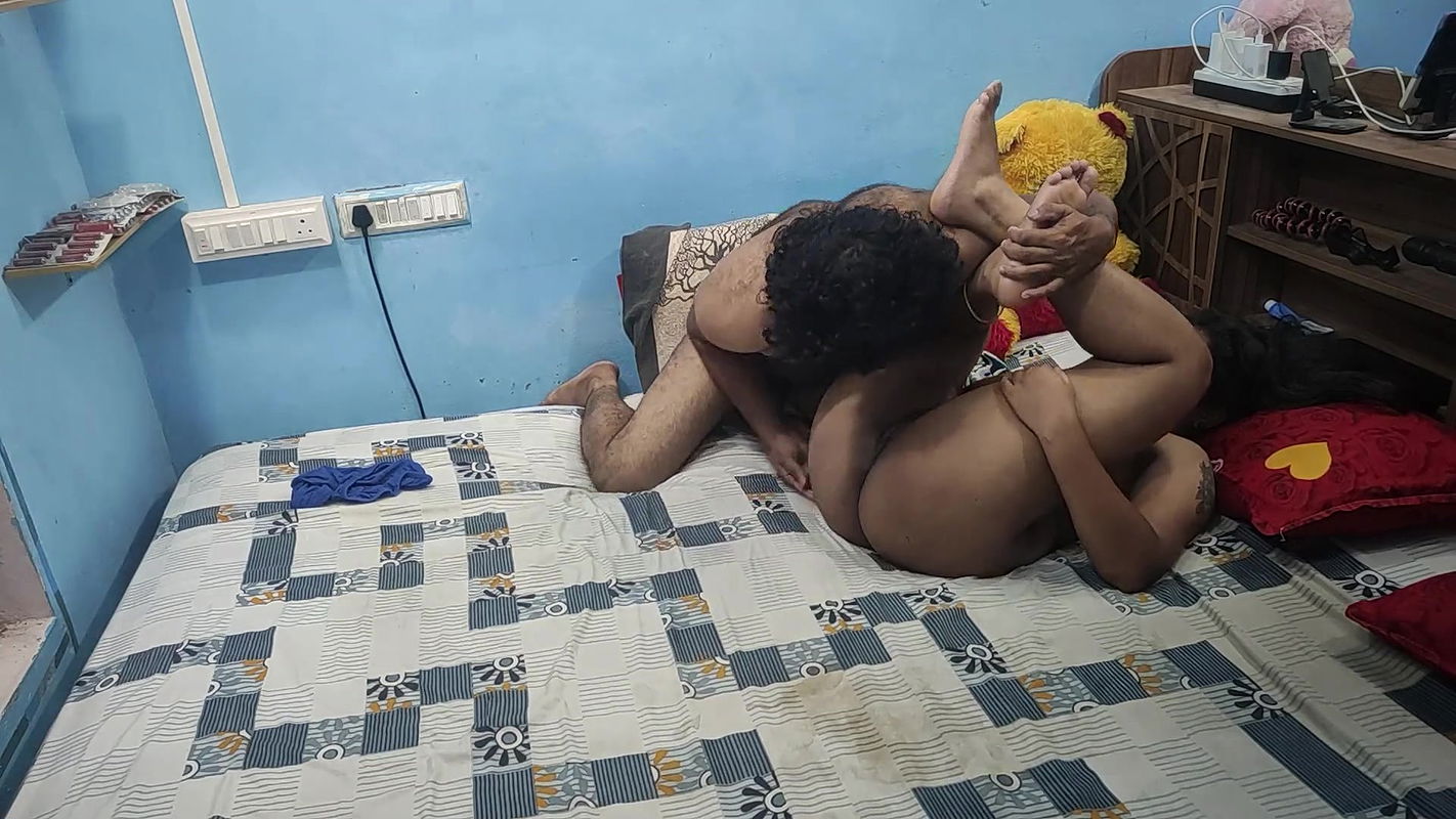 Vaishnavy and Sharun Raj Live Uncut Sex in Bedroom