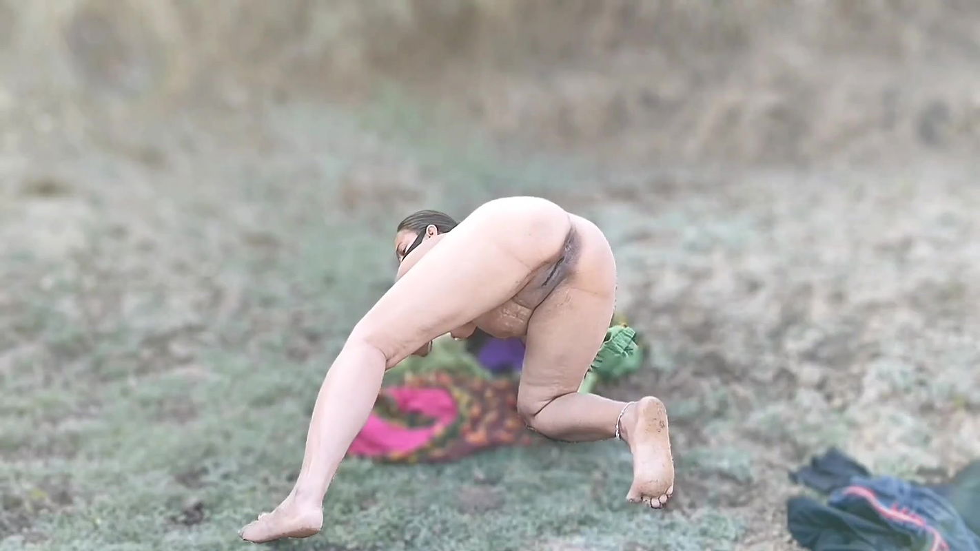 Caught Stepsister Fucking in Outdoor with Her BF and She Help to Cum Her Stepbrother