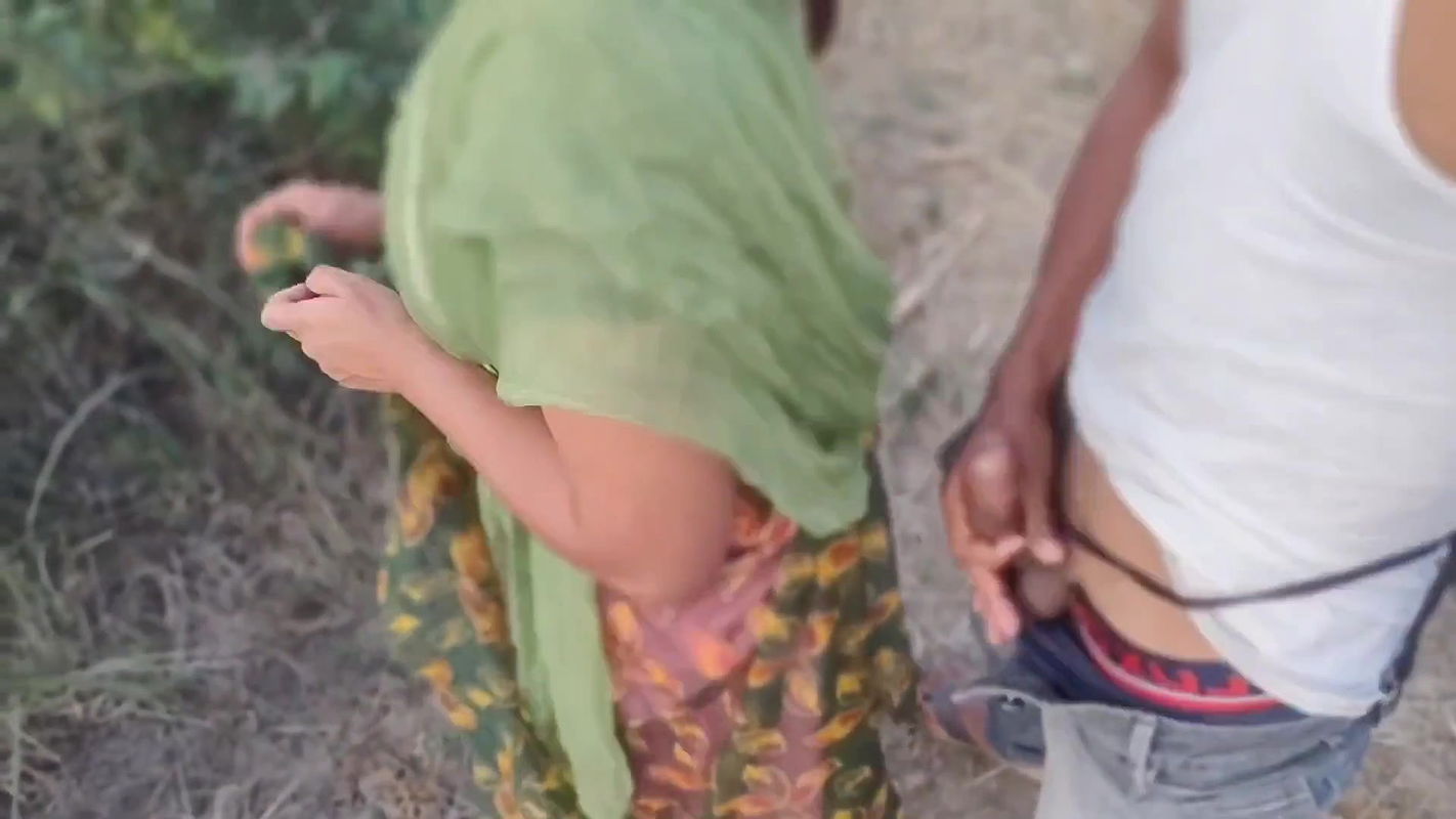 Cock Hungry Big Ass Desi Bhabhi Fucked Hard by Her Devar, Devar Bhabhi Outdoor Jungle Fucked Clear Hindi Audio