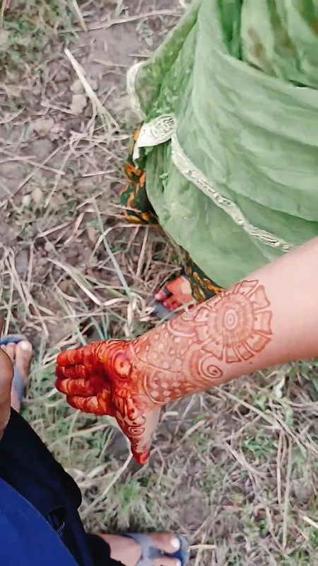 Desi Indian Bhabhi Fucked Outdoors