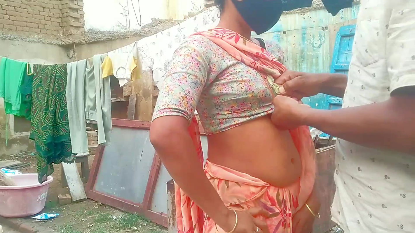 Step Sister Was Drying Clothes, Step-brother Went From Behind and Fucked Her Secretly, Your Sonia