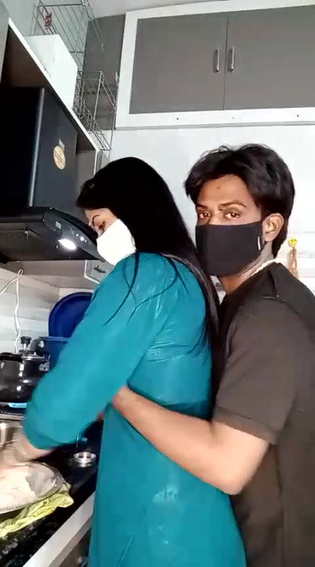 Stripchat-Public.Show-c-Best-Couple-2025.02.12.060238