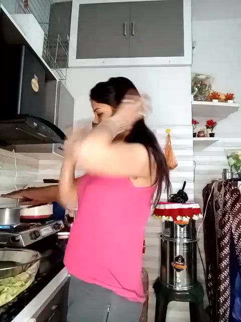 Stripchat-Public.Show-c-Best-Couple-2025.02.13.063652