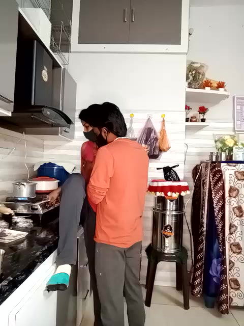 Stripchat-Public.Show-c-Best-Couple-2025.02.13.105935