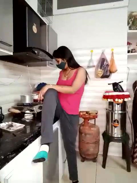 Stripchat-Public.Show-c-Best-Couple-2025.02.13.105935