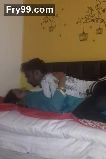 Desi hot aunty fucking with son best friend