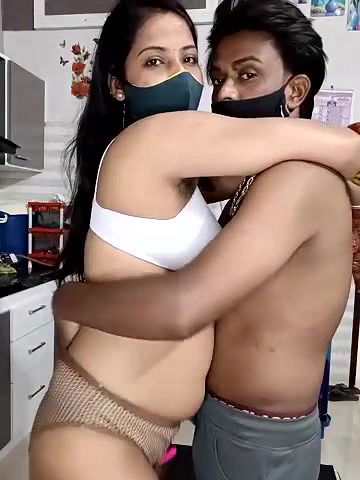 Stripchat-Public.Show-c-Best-Couple-2025.05.12.083110