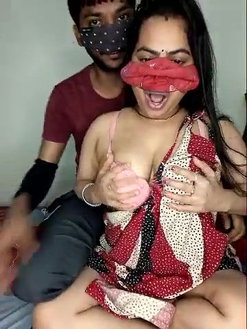 Stripchat-Public.Show-c-Fun_game-2025.03.14.113357