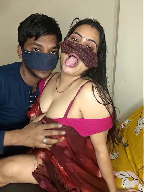 Stripchat-Public.Show-c-Fun_game-2025.03.22.091158