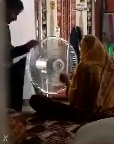 Desi village bhabi spy video