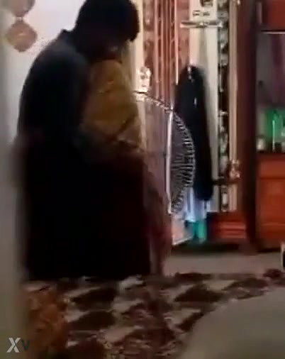 Desi village bhabi spy video