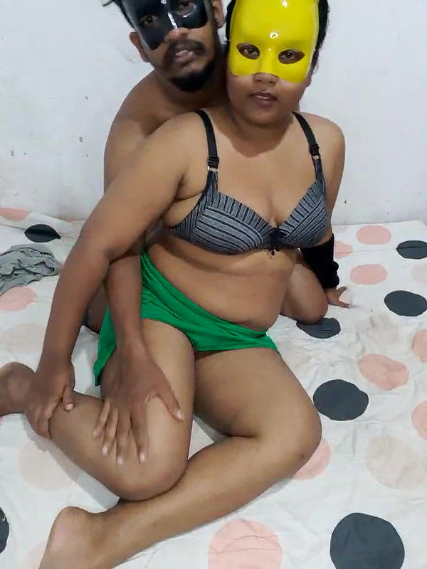 Stripchat-Public.Show-c-Masha_123-2025.03.20.173320