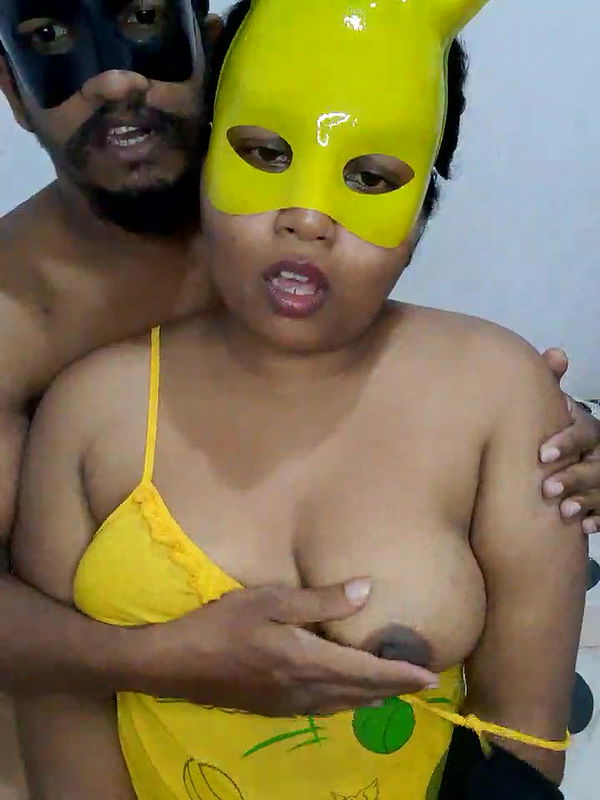 Stripchat-Public.Show-c-Masha_123-2025.04.14.183350