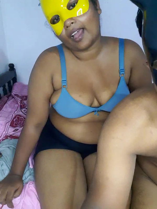 Stripchat-Public.Show-c-Masha_123-2025.06.02.110820