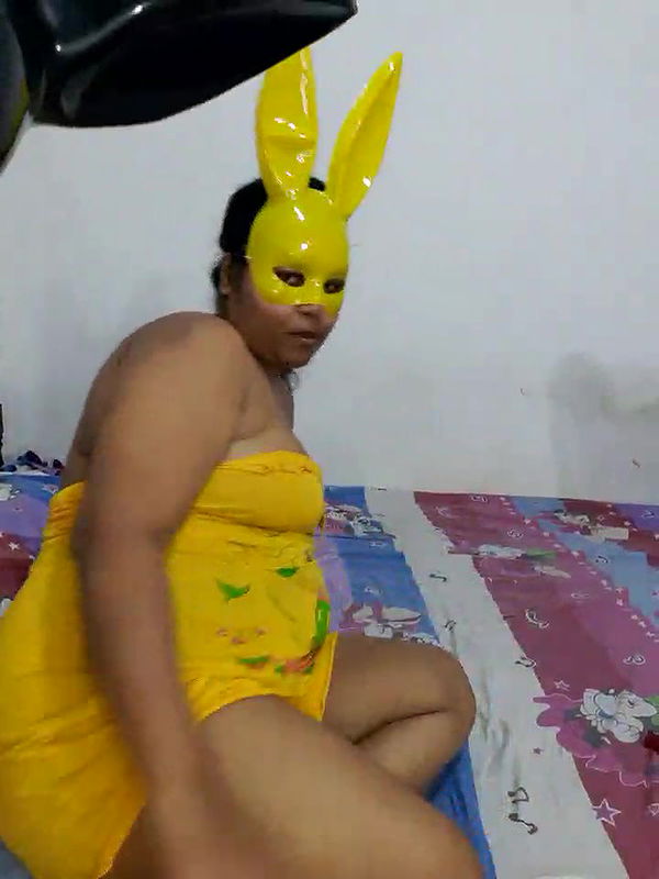 Stripchat-Public.Show-c-Masha_123-2025.06.06.175322