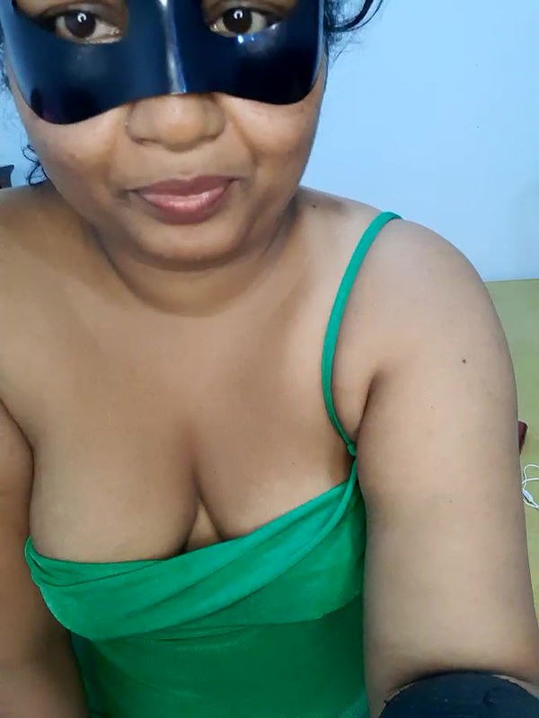 Stripchat-Public.Show-c-Masha_123-2025.06.19.084721