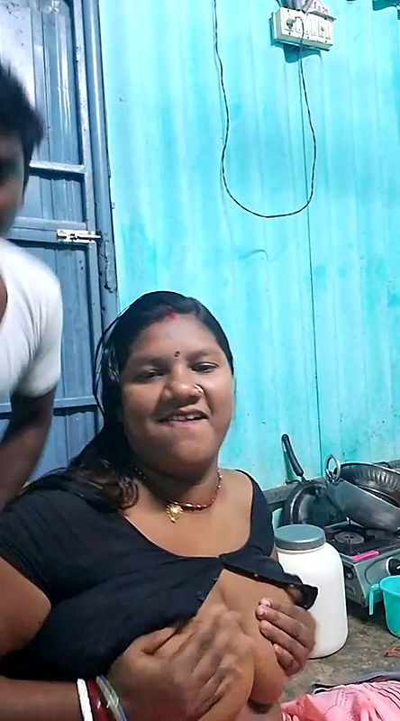 Stripchat-Public.Show-c-pujavinod-2025.02.03.161245