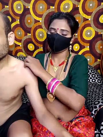 Stripchat-Public.Show-c-Riya_sam69-2025.05.09.005352